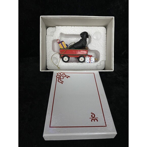 Danbury Mint Dachshund Christmas Ornament Dog Red Wagon 2010 A Waggin Holiday - Picture 8 of 8